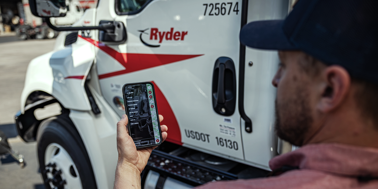 Driver using Rydergyde to schedule maintennace for his truck